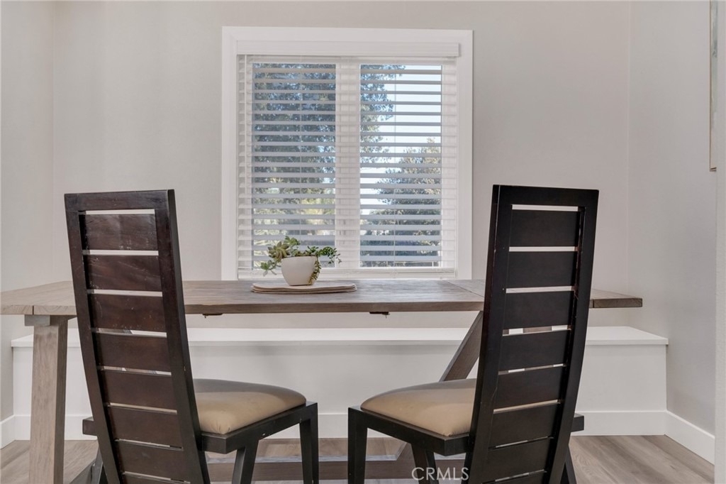 225 E Arrow - Photo 26