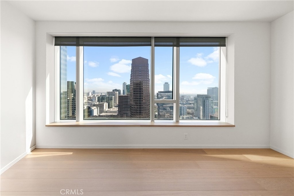 889 Francisco Street - Photo 5