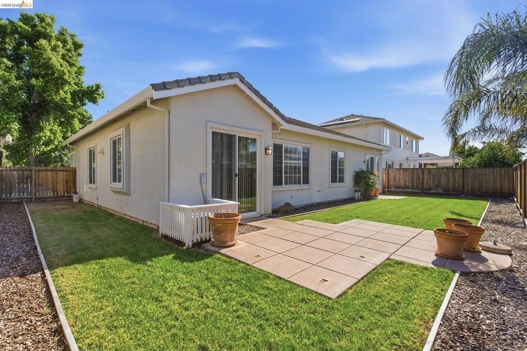 1067 Somersby Way - Photo 39