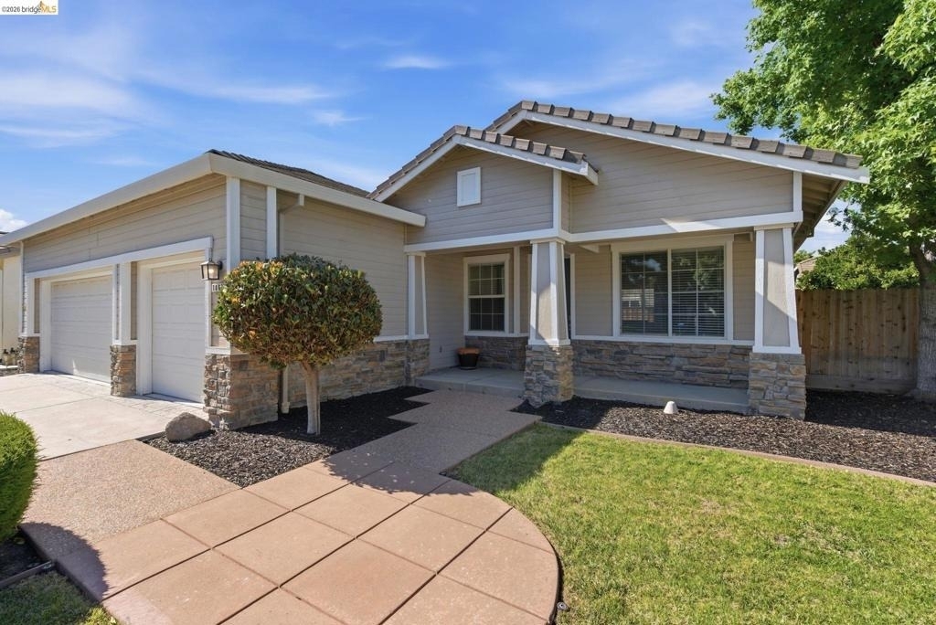 1067 Somersby Way - Photo 4