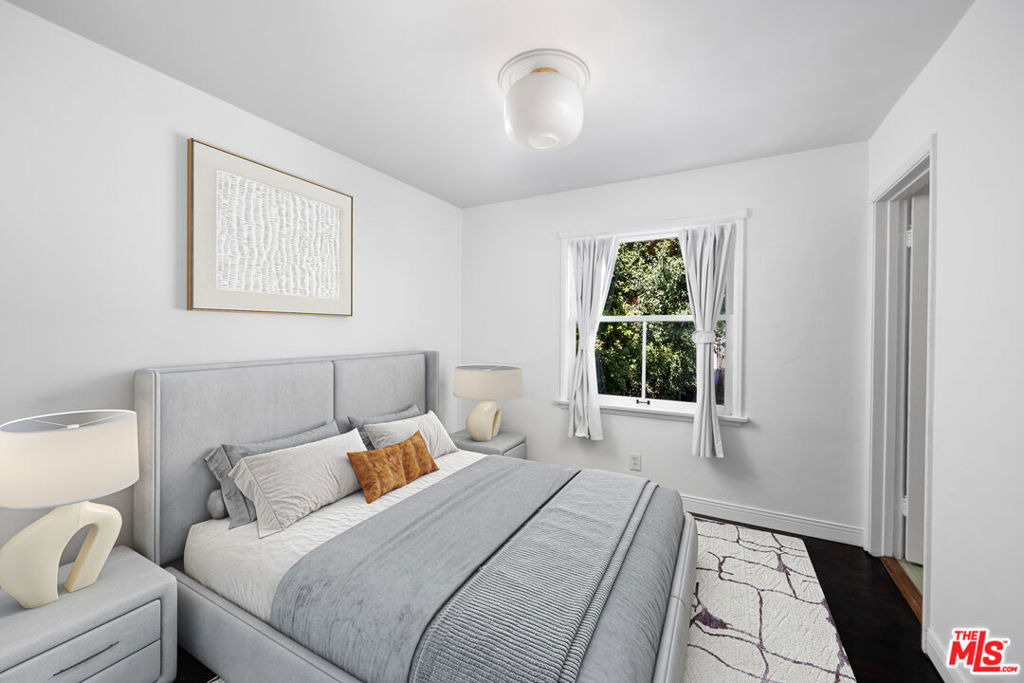9016 1/2 Harratt Street - Photo 5