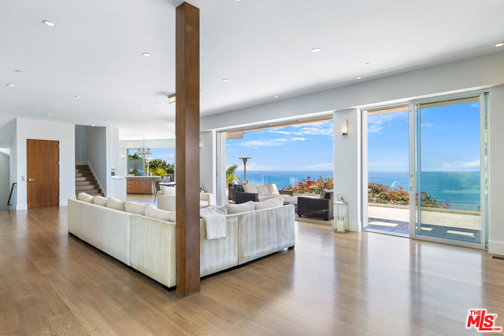 200 Arno Way - Photo 6