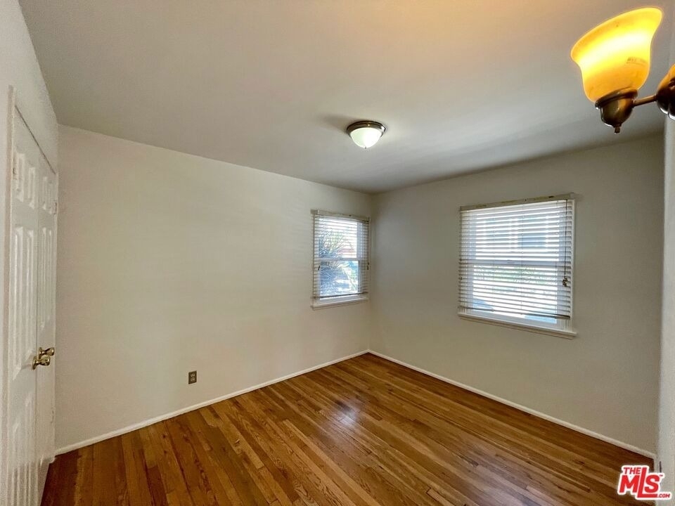 5954 W 85th Place - Photo 15