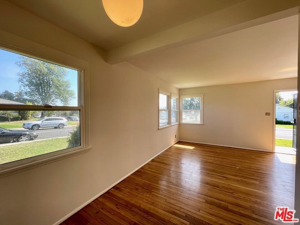 5954 W 85th Place - Photo 21