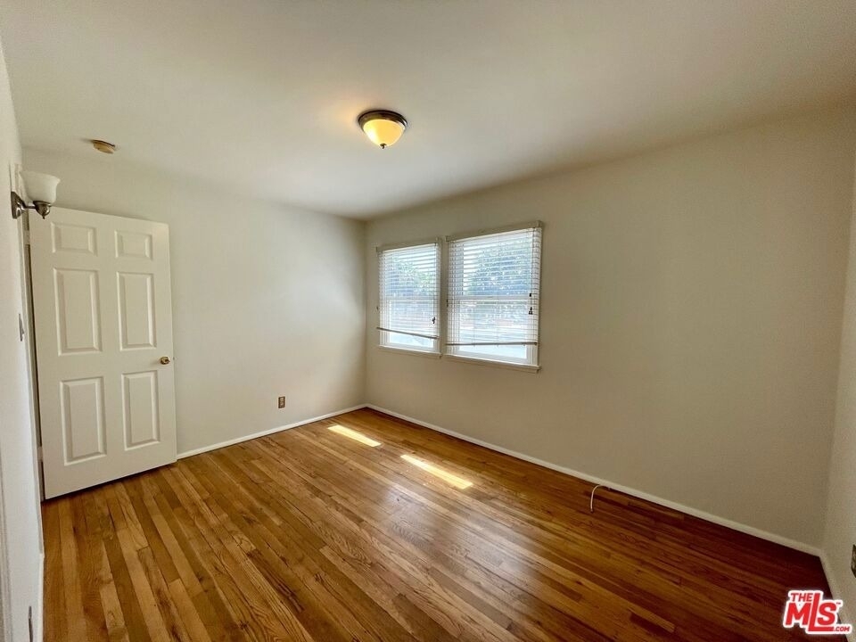 5954 W 85th Place - Photo 18