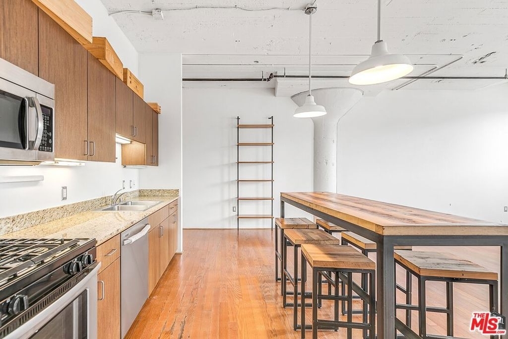 200 N San Fernando Road - Photo 3