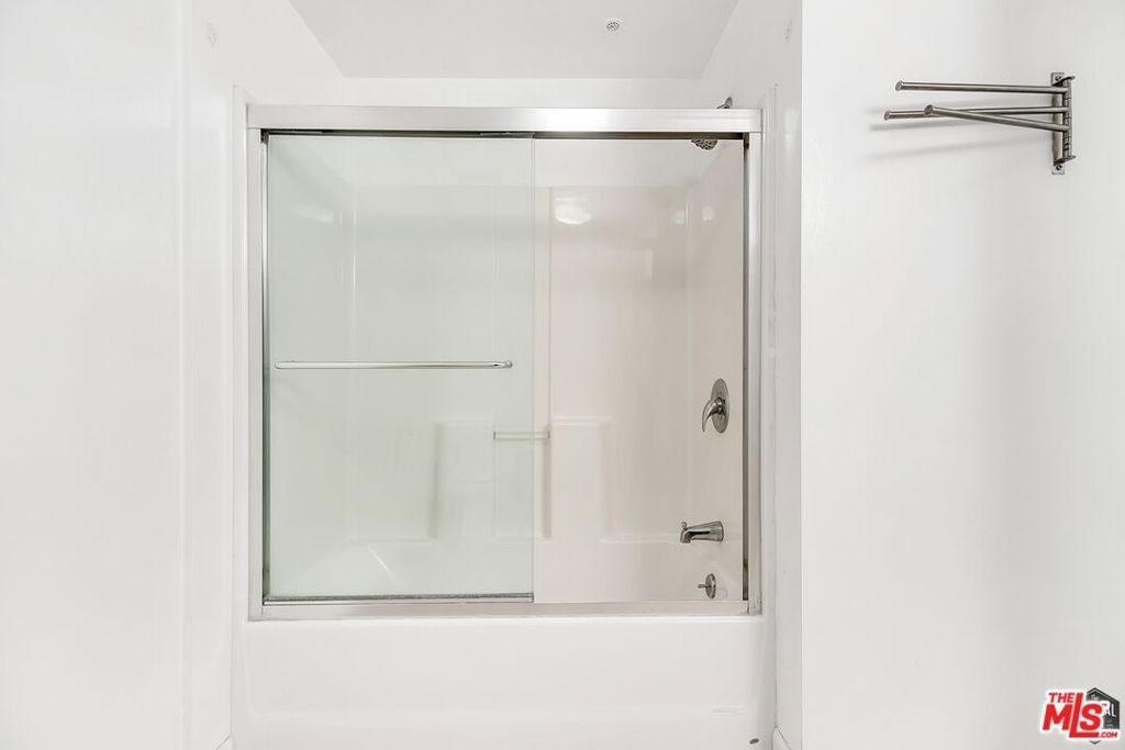 200 N San Fernando Road - Photo 8