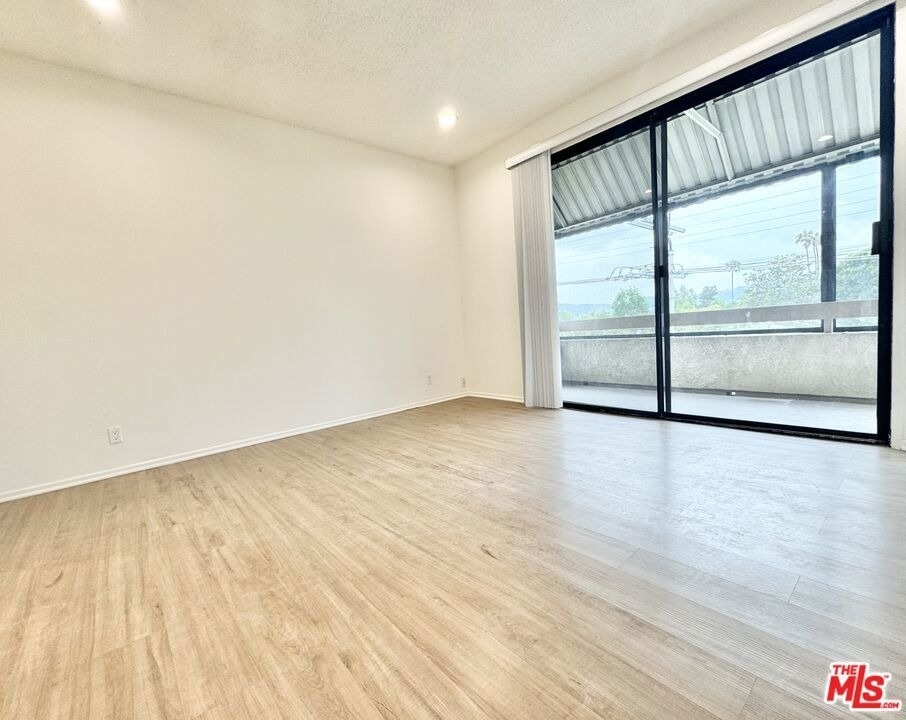 12235 Magnolia - Photo 3