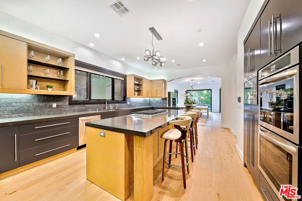 419 N Edinburgh Avenue - Photo 16