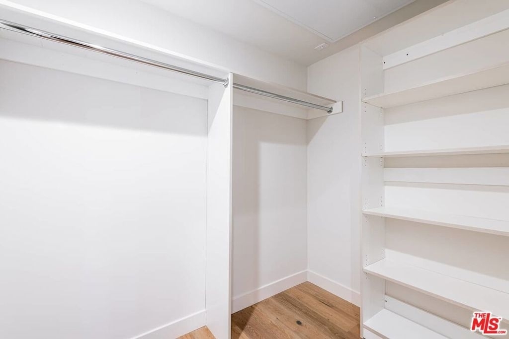 3726 Kelton Avenue - Photo 6
