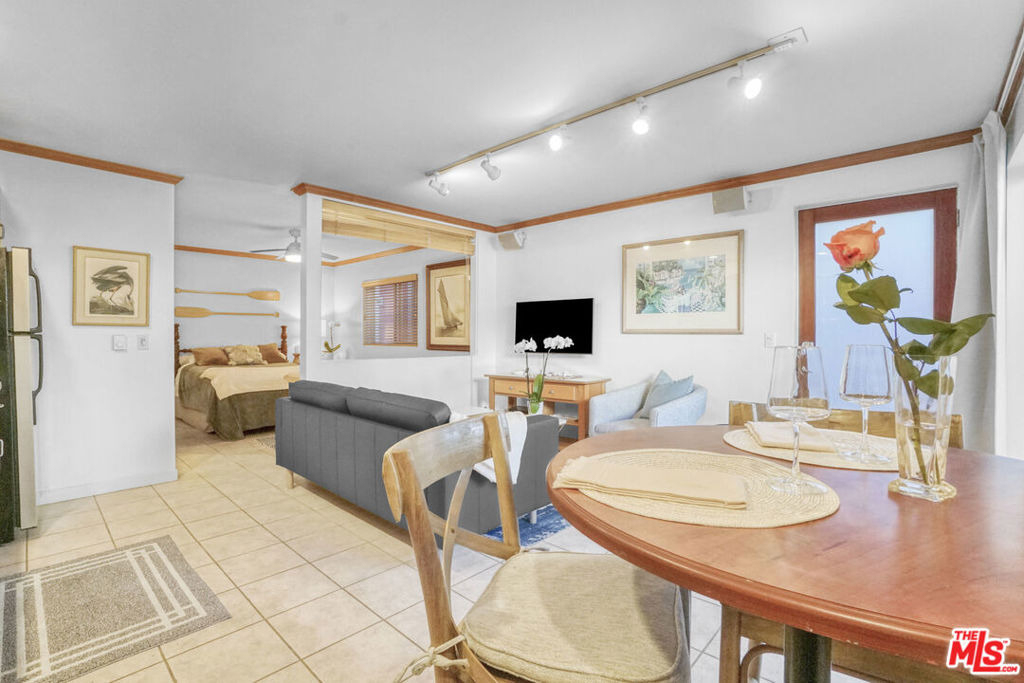 120 Fleet Street - Photo 5
