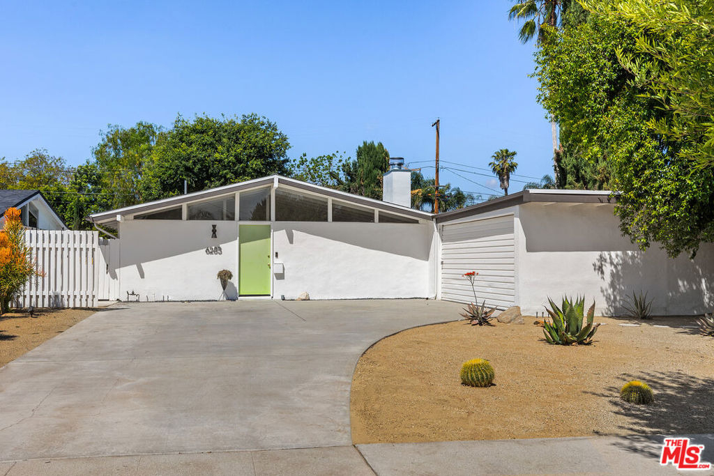6283 Lubao Avenue - Photo 1