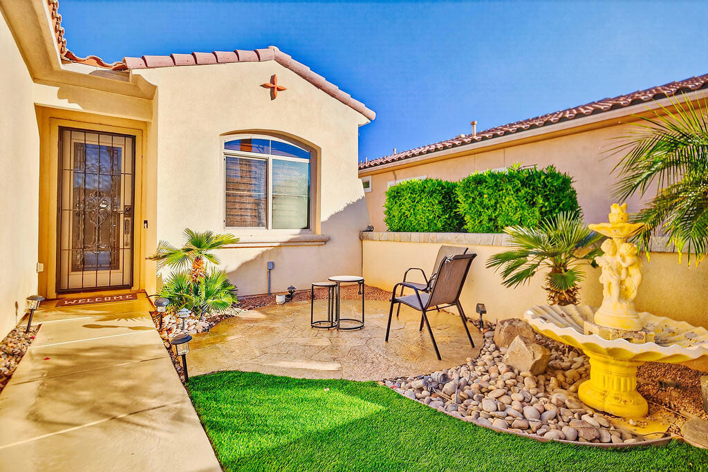 81656 Avenida De Baile - Photo 1