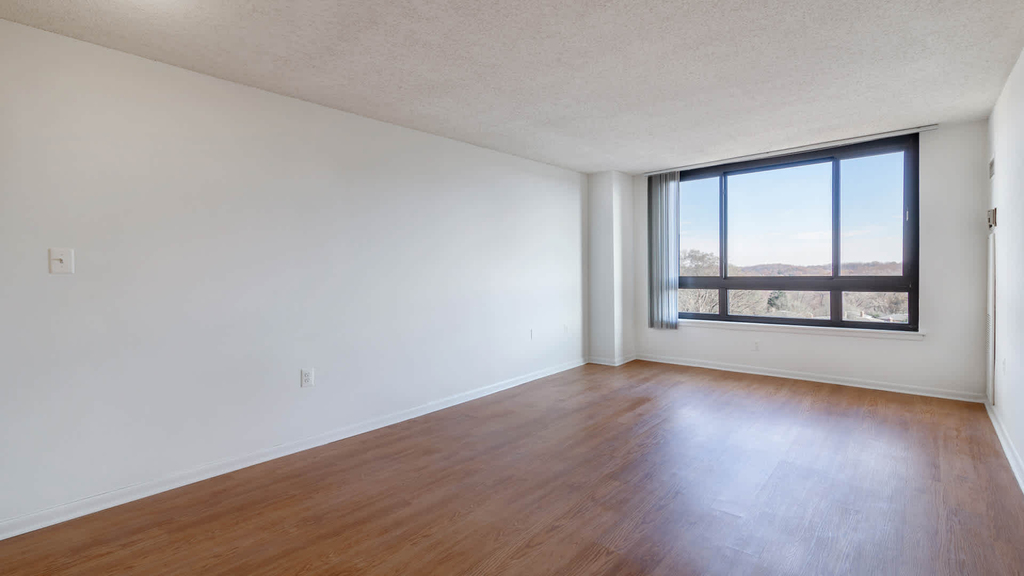 4850 Connecticut Ave. Nw - Photo 9