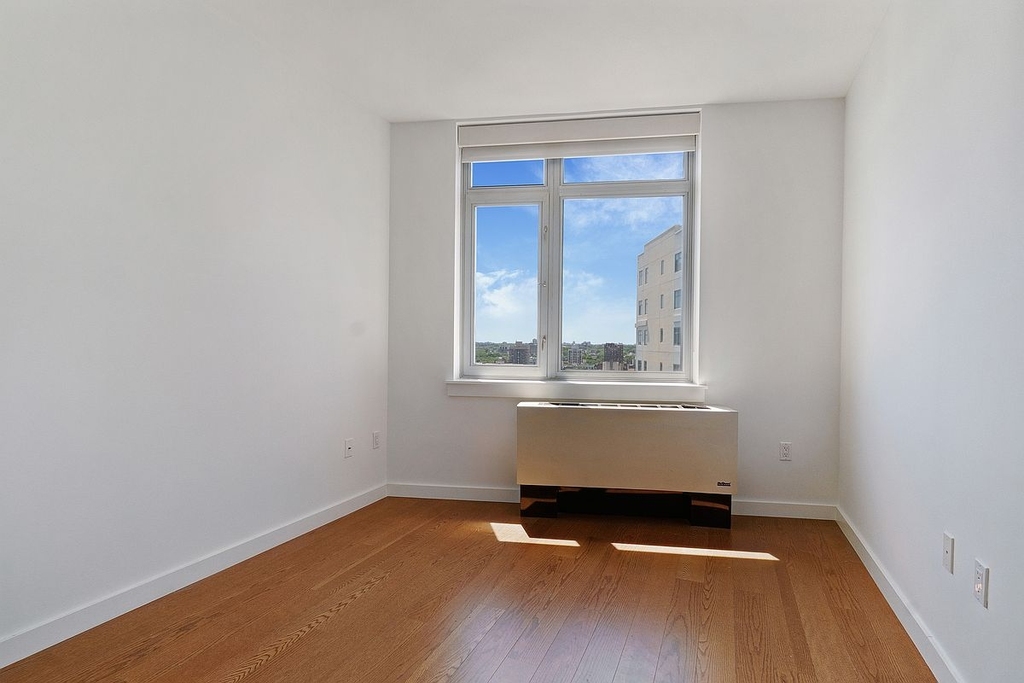 College Point Boulevard - Photo 25