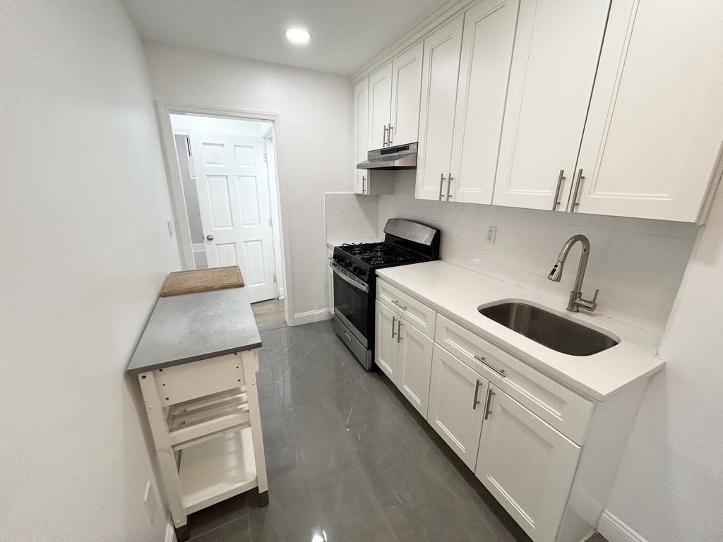 49th Street - Photo 2