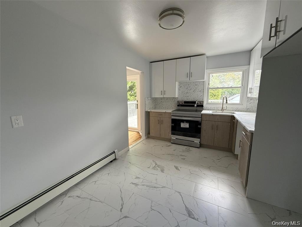 324 Buckingham Road - Photo 8