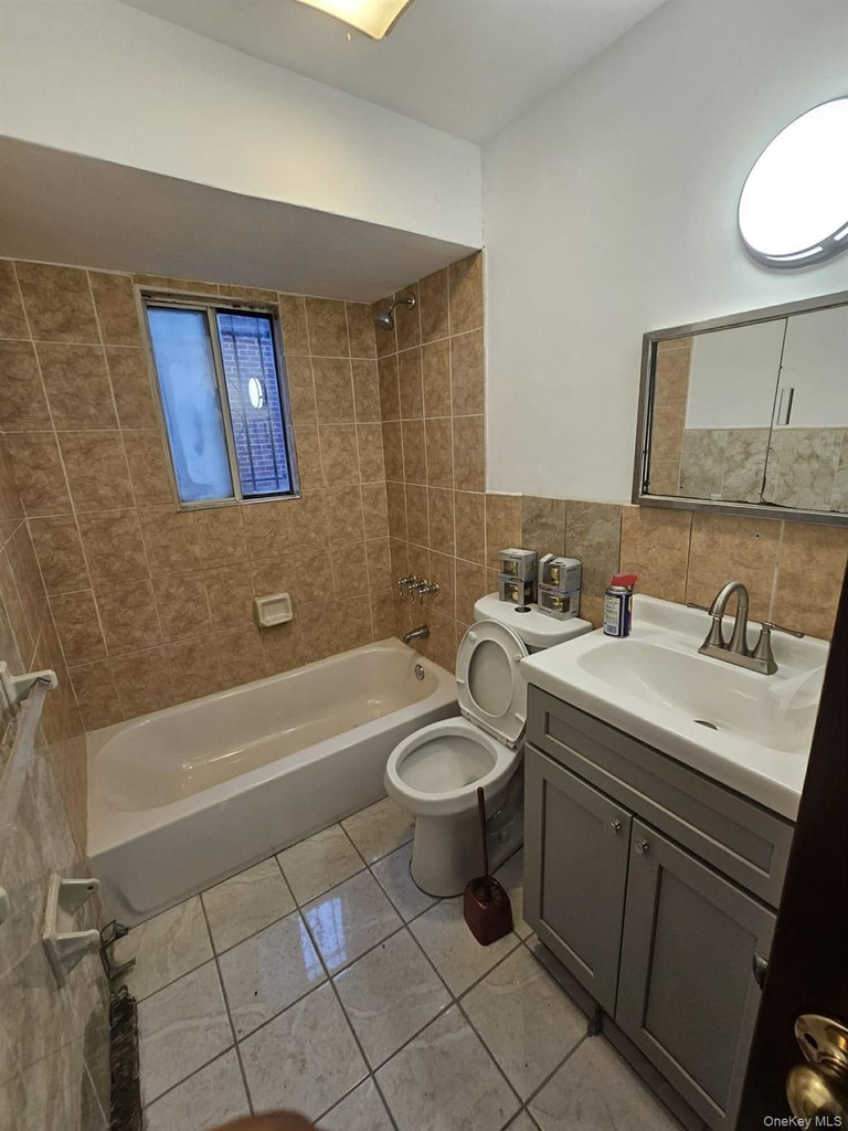 179-12 145th Avenue - Photo 5