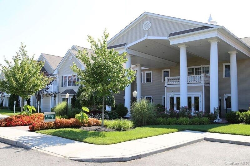 2200 Dolphin Lane - Photo 0