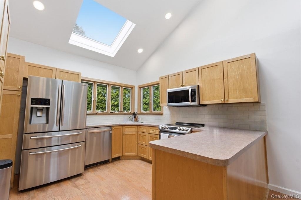 24 Liberty Street - Photo 6