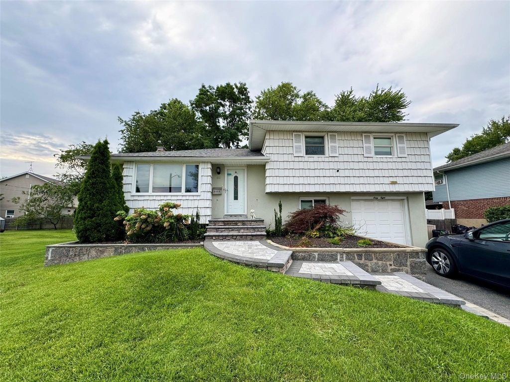 68 Jamaica Avenue - Photo 1