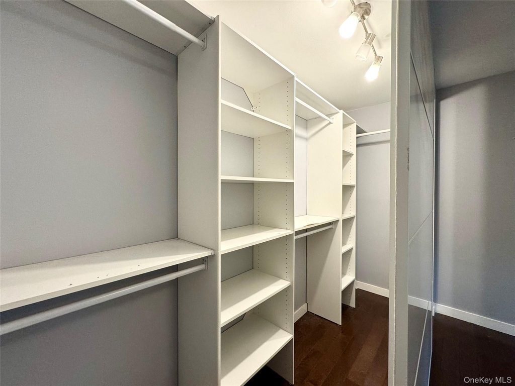 68 Jamaica Avenue - Photo 11