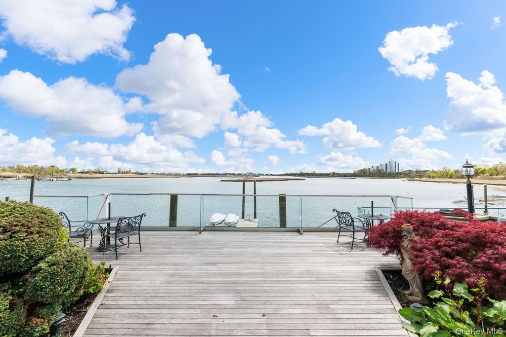 49 Harborview W - Photo 22