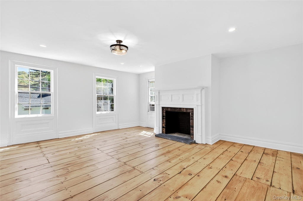 94 Main Street - Photo 14