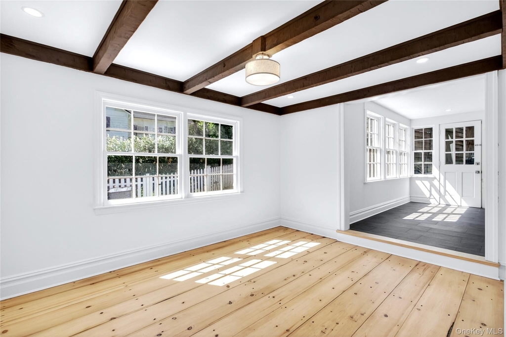 94 Main Street - Photo 10