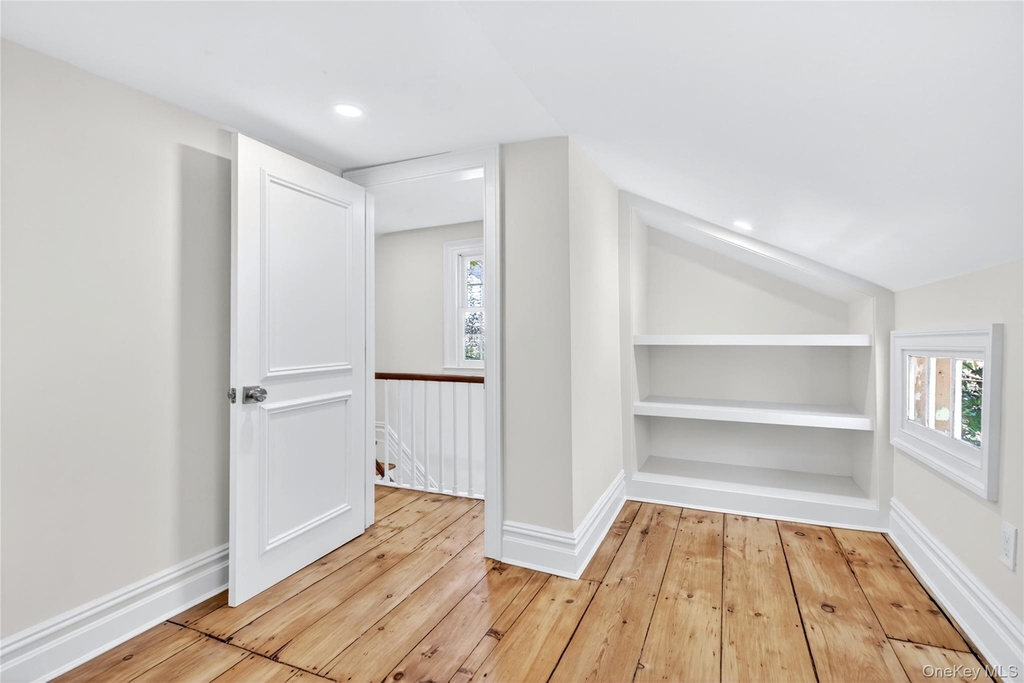 94 Main Street - Photo 23