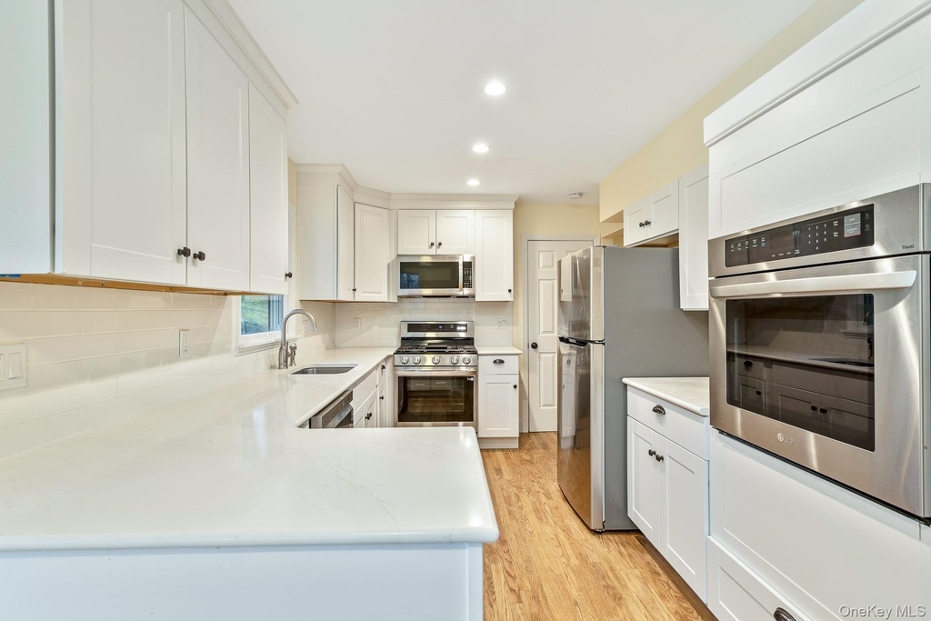 451 River Road - Photo 10