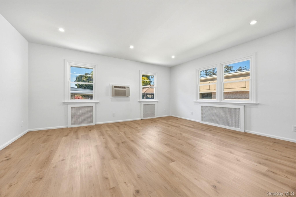 168 Lenox Avenue - Photo 10