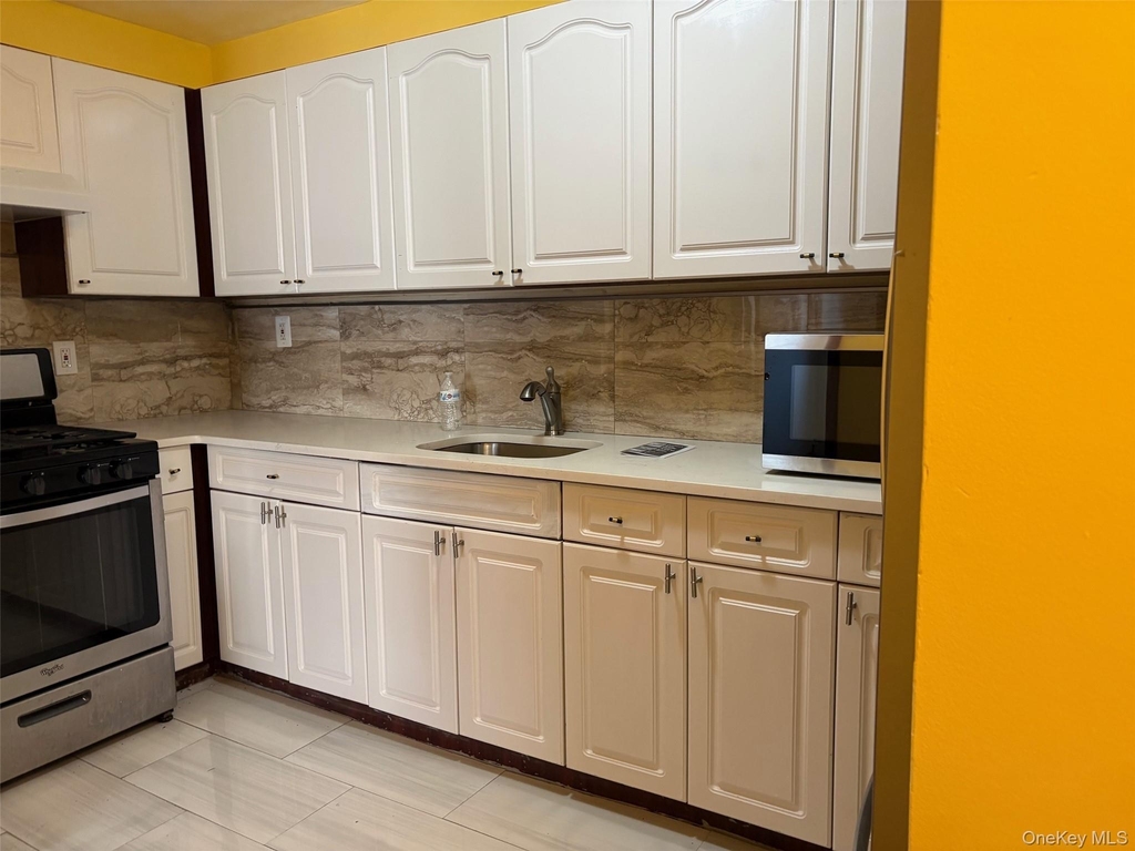 14519 220th Street - Photo 3