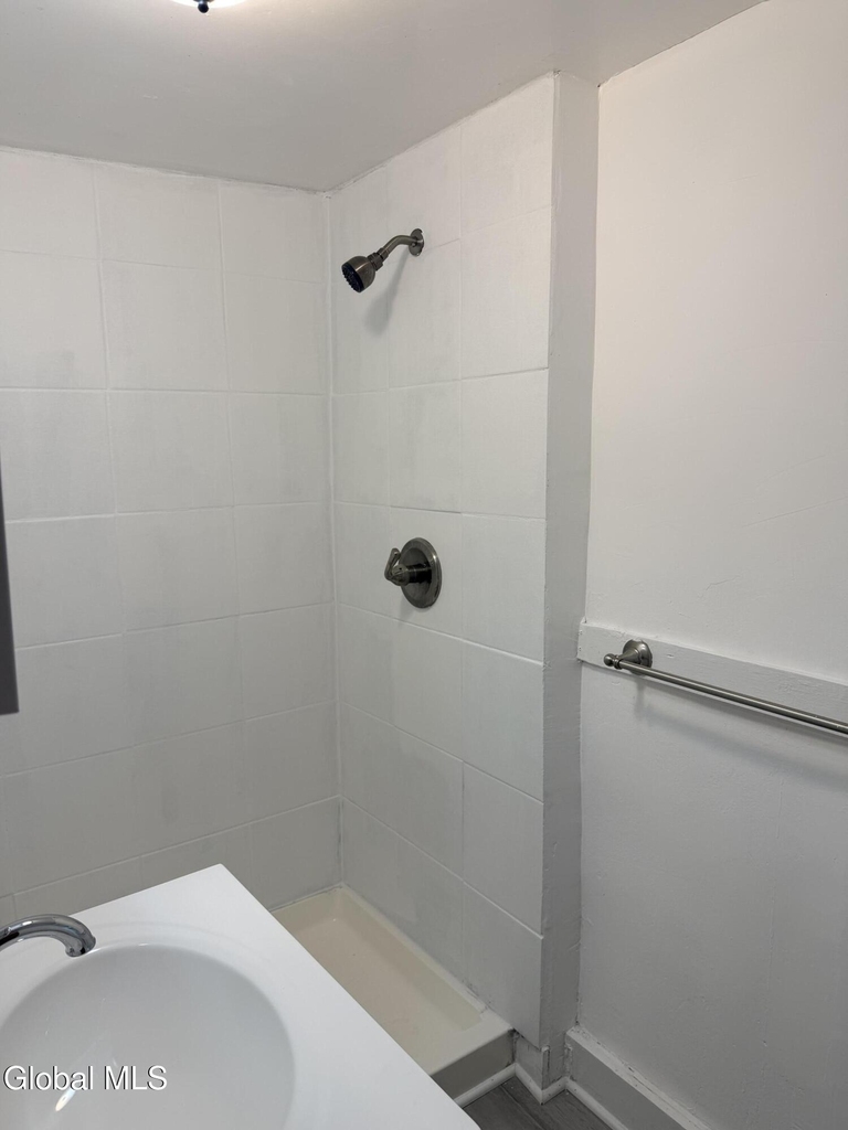 499 6th Avenue - Photo 5