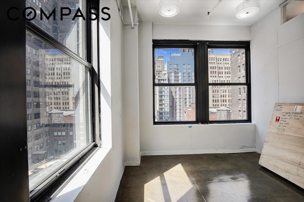 146 W 29th Street - Photo 2