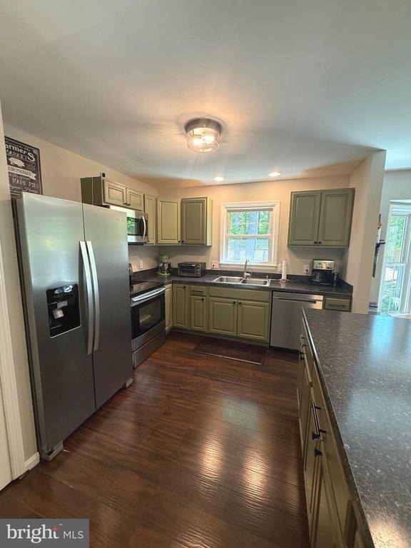 2308 Harpoon Drive - Photo 3