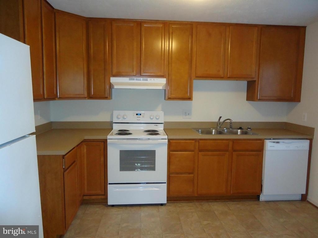 7 Farrell Lane - Photo 2