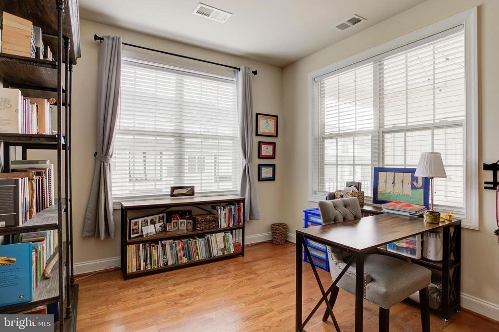 15160 Kentshire Drive - Photo 18