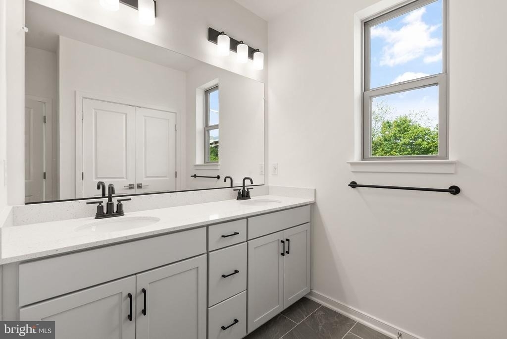 6230 Folly Lane - Photo 3
