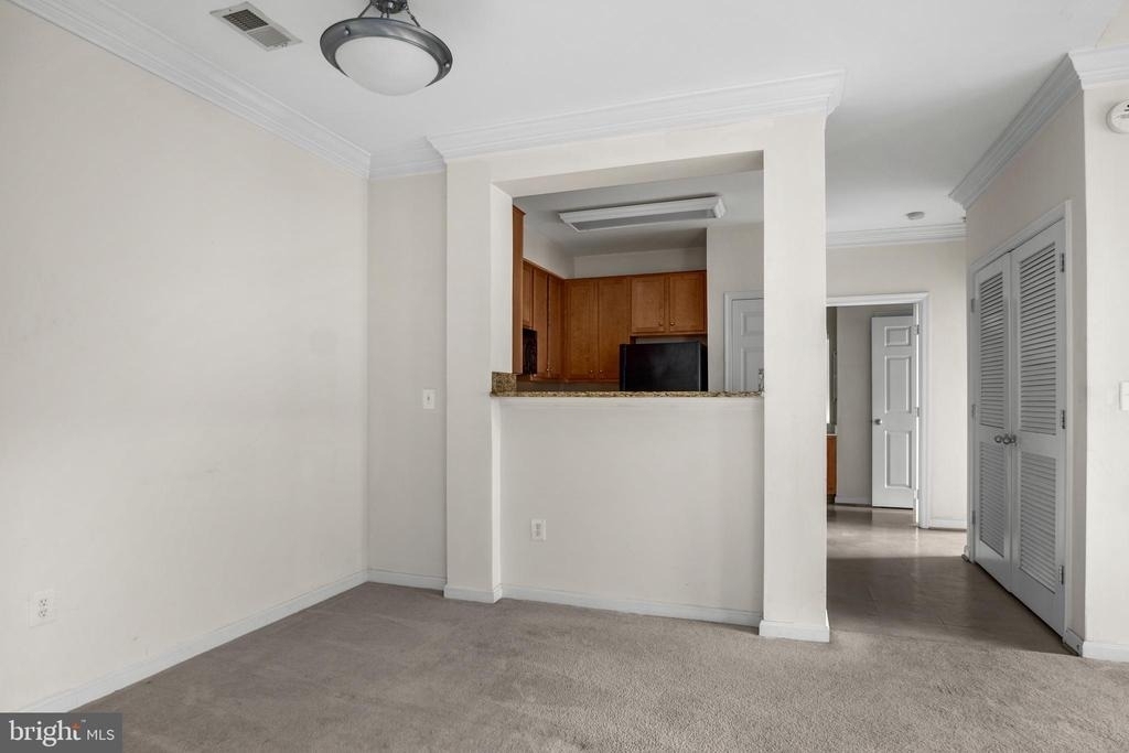 4850 Eisenhower Avenue - Photo 8
