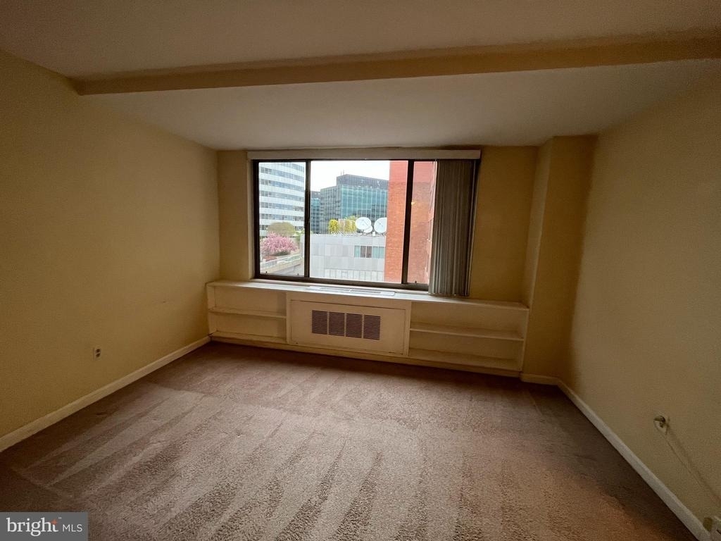 1121 Arlington Boulevard - Photo 0