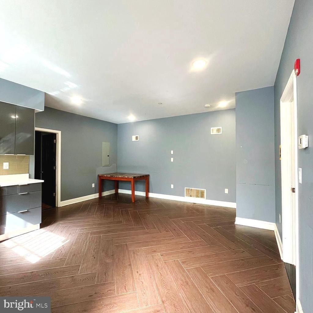 1306 N Carlisle Street - Photo 3
