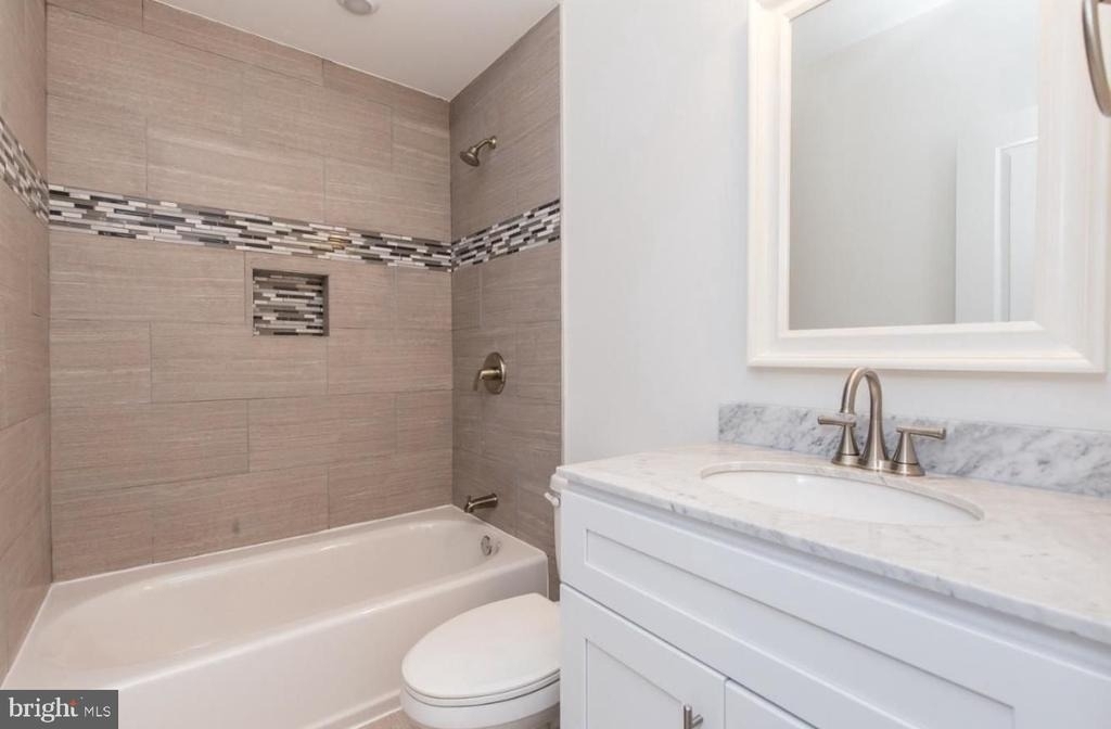4215 Manayunk Avenue - Photo 10