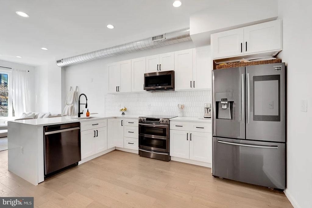 709 N 19th Street - Photo 1