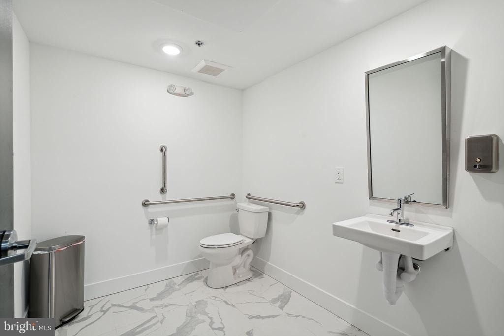 901 Leland - Photo 18