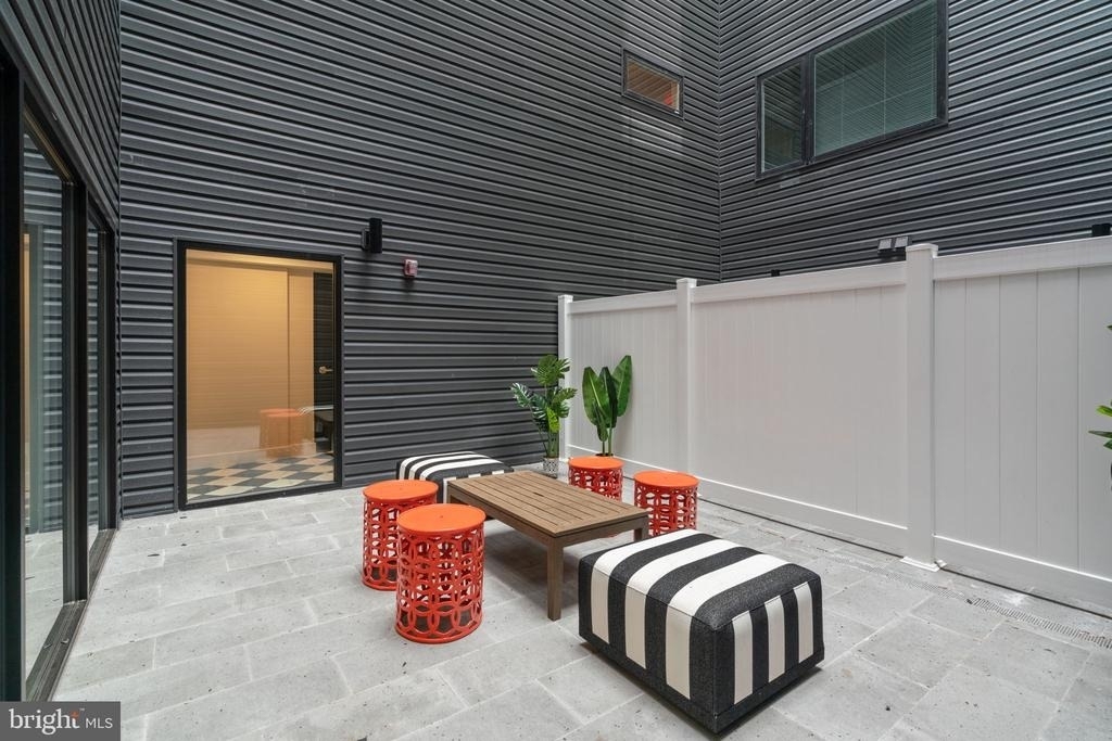 901 Leland - Photo 21