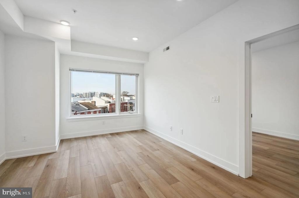 901 Leland - Photo 13