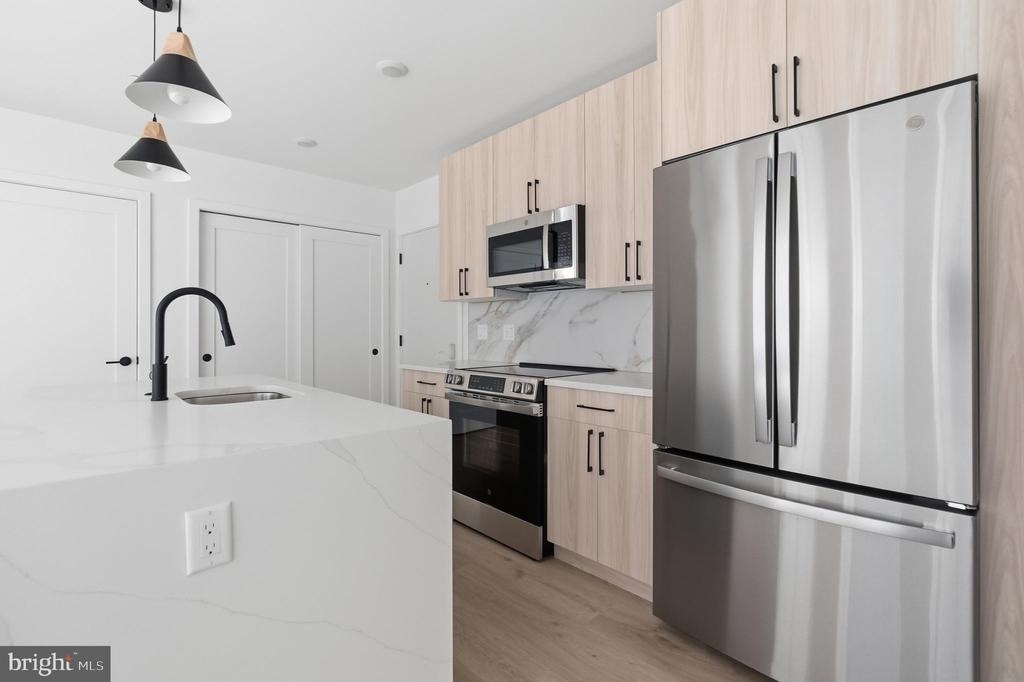 208 Vine Street - Photo 7