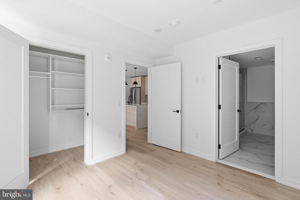 208 Vine Street - Photo 1