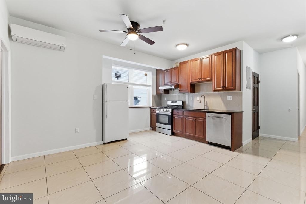 1926 S 7th Street - Photo 1